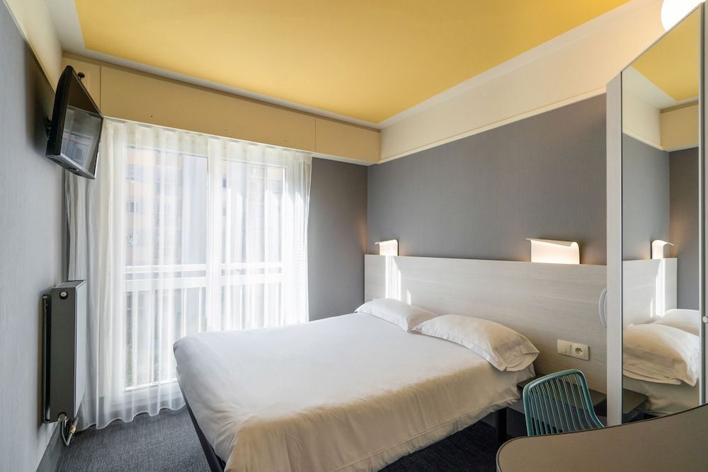 undefined FIAP - Hostel