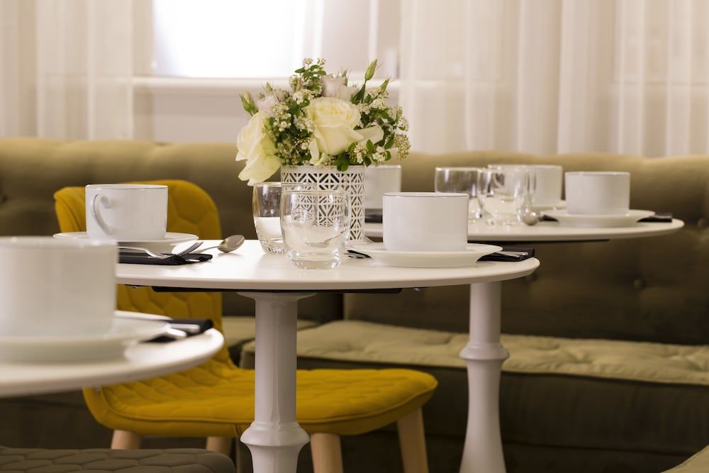 undefined Hôtel Pastel Paris 6