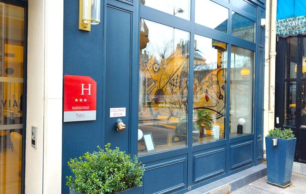 undefined Avia Saphir Montparnasse 6