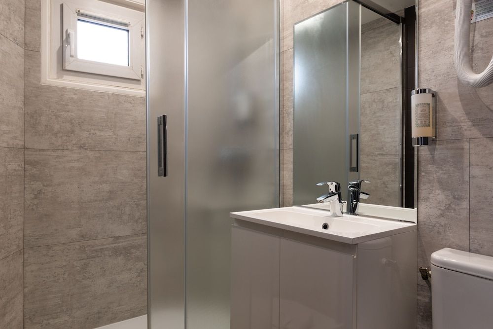 Hôtel Baldi by Magna Arbor Double Room 4