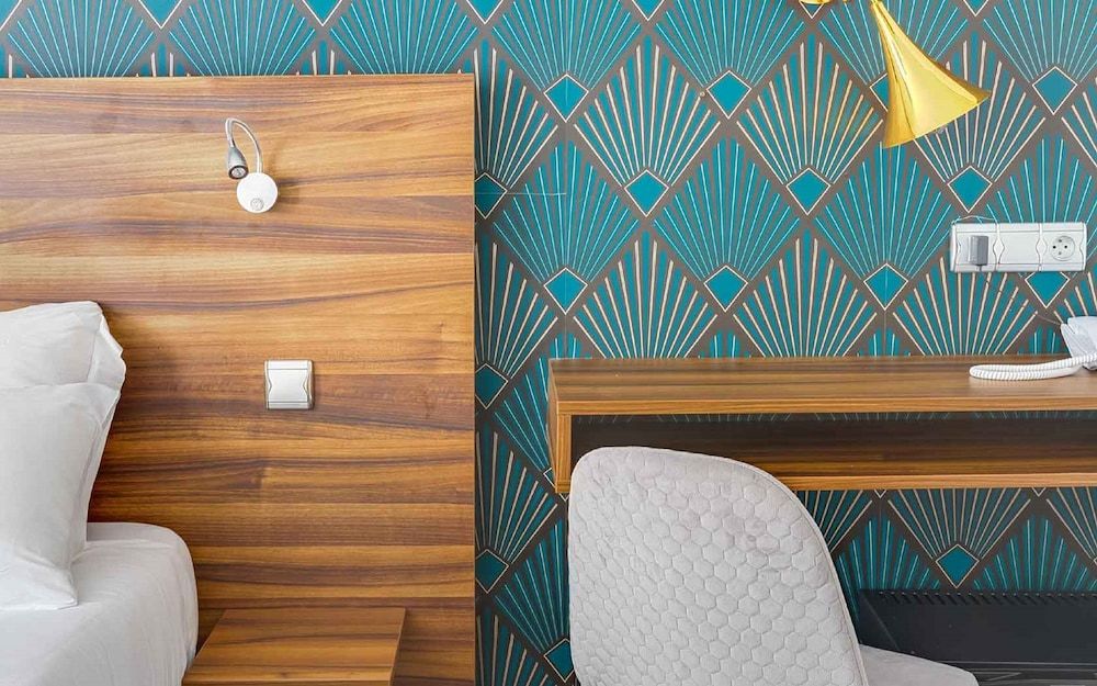 Hotel Carladez Cambronne Twin Room 5