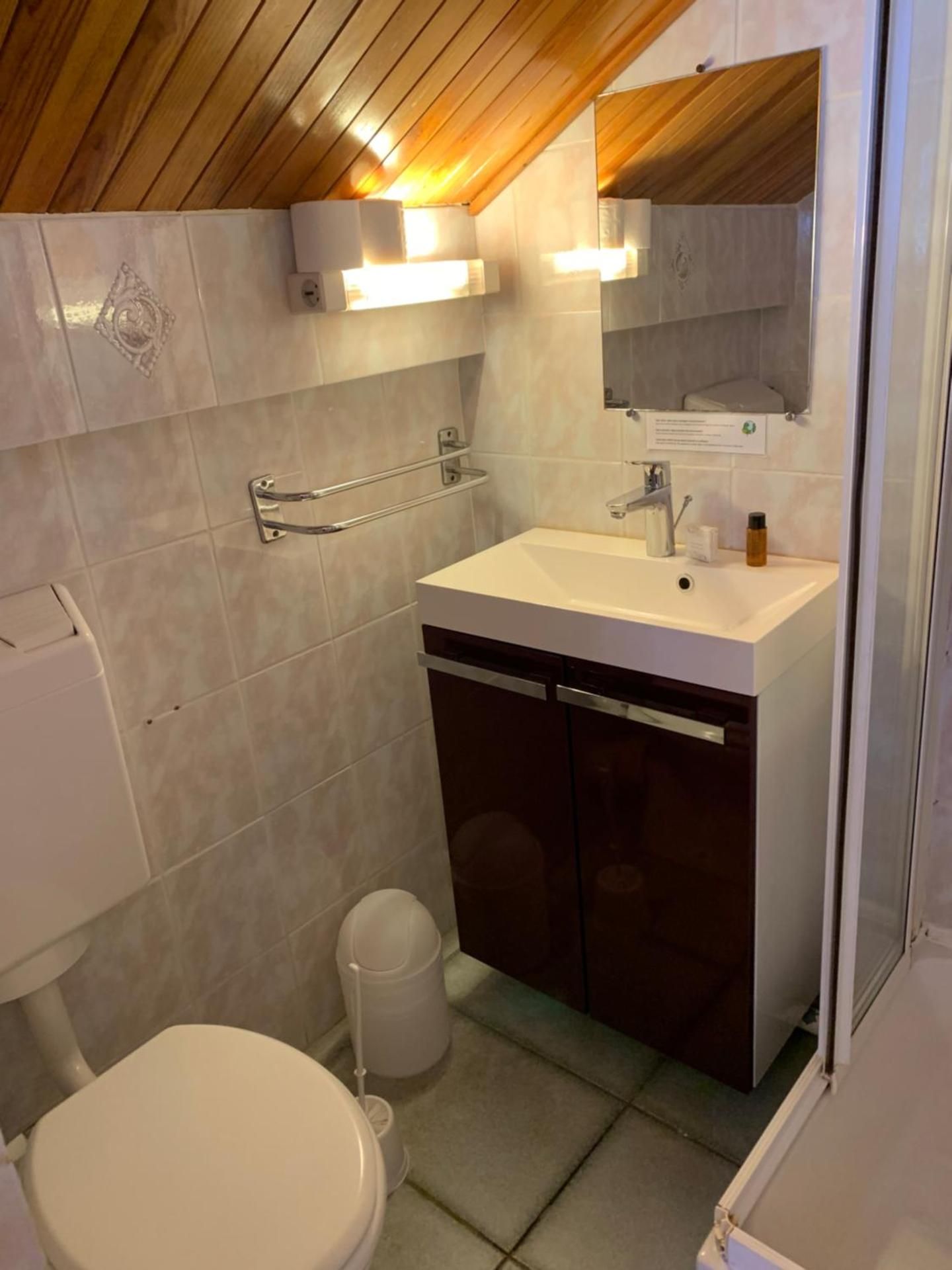 Small Single Room