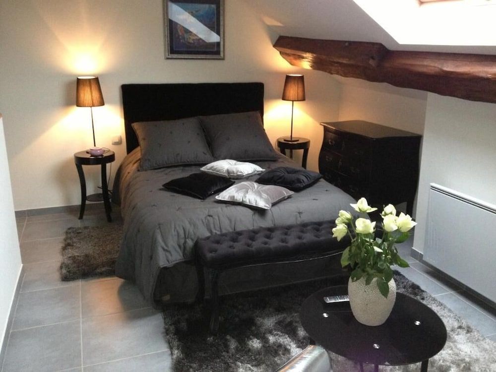 Deluxe Double Room, Private Bathroom