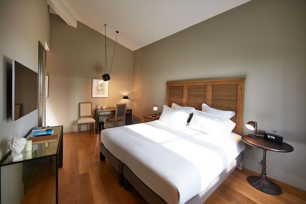 Executive Room, Park View