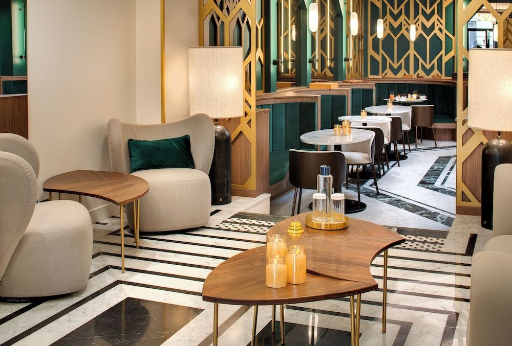 undefined Artemisia Montmartre 9