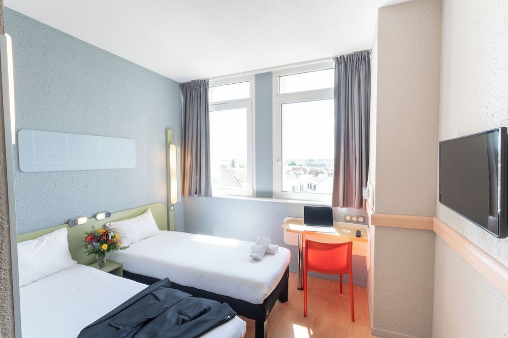 Twin Room, 2 Twin Beds