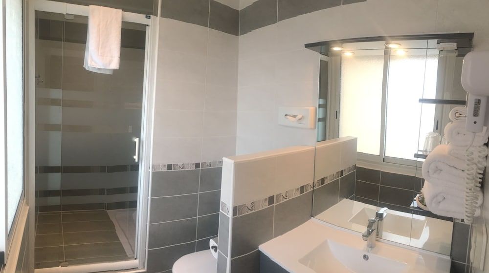 Chambre Triple avec Terrasse Commune