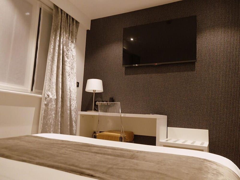 Hôtel de la Paix Standard Double Room 20