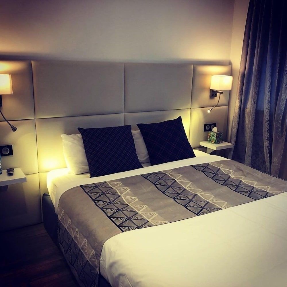 Hôtel de la Paix Standard Double Room 12