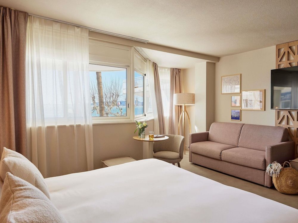 Junior Suite, 1 Double Bed, Sea View