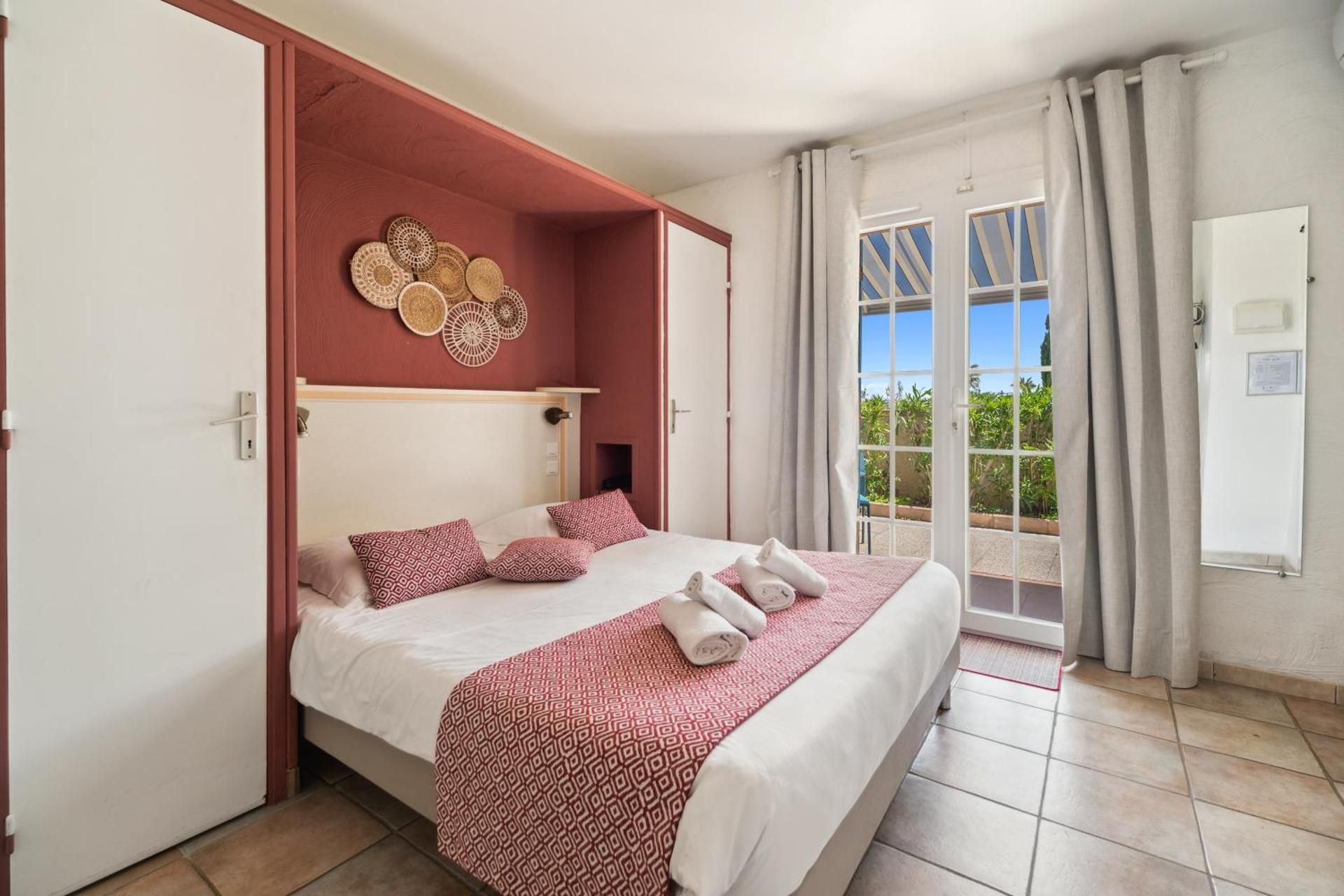 Comfort Double Room - Terrace Garden view