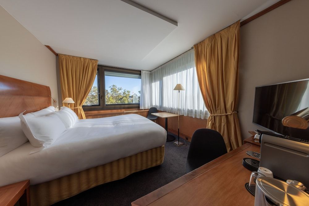 Sofitel Lyon Bellecour Classic Room, 1 Double Bed 4
