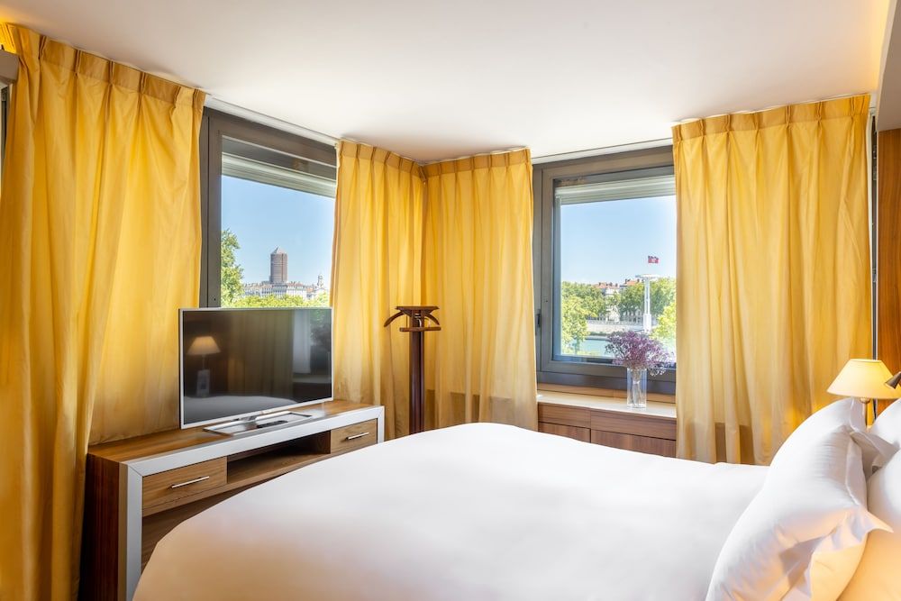 Sofitel Lyon Bellecour Classic Room, 1 Double Bed 3