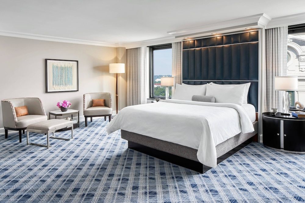 Premium Room, 1 King Bed (View)