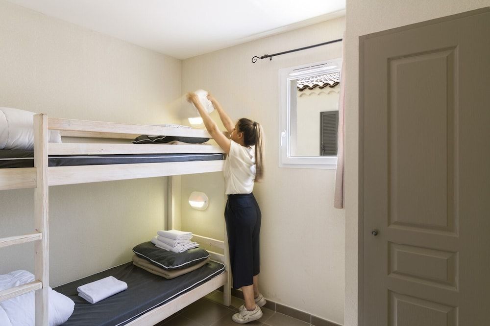 Garden & City Mont Ventoux - Malaucène Apartment, 2 Bedrooms (for 8) 4