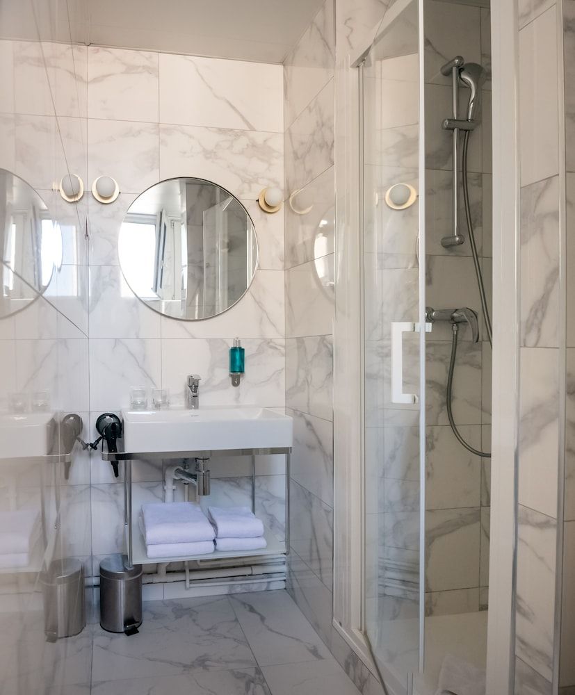 Hôtel du Parc Double Room 15