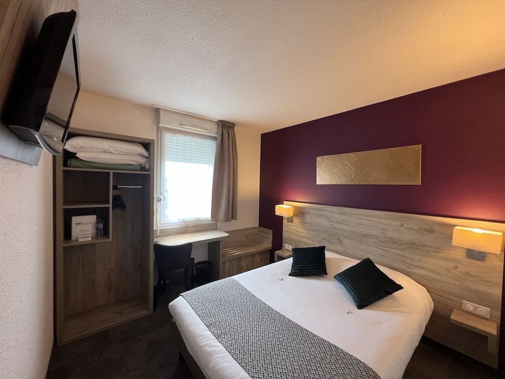 Brit Hotel Saumur Double Room
