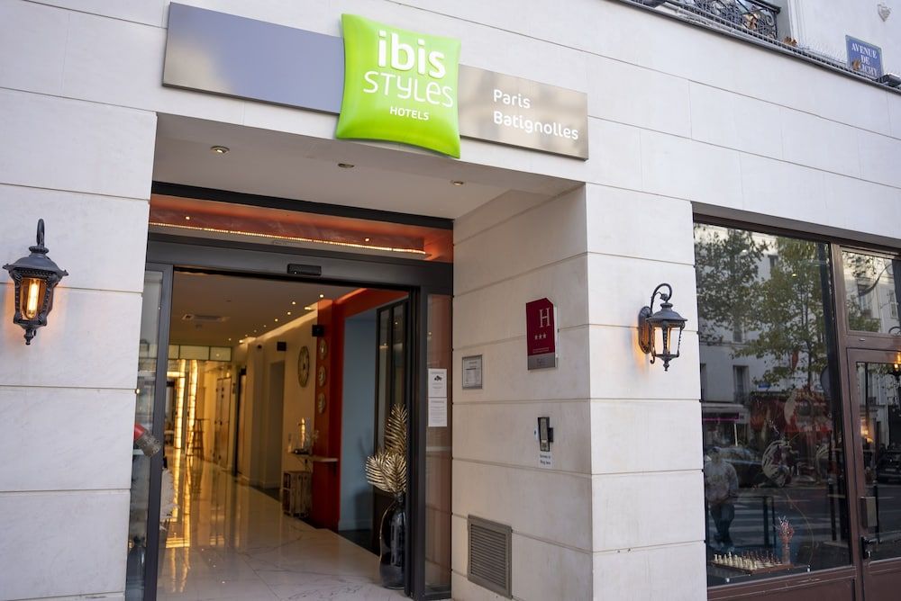 undefined Ibis Styles Paris Batignolles 4