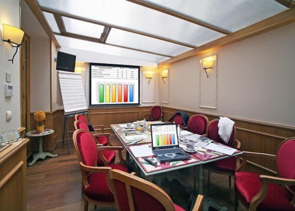 undefined Hôtel Gavarni 9