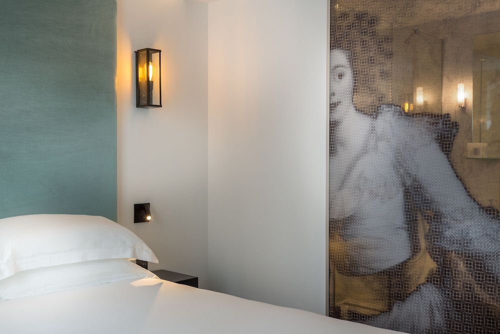 undefined Hôtel La Comtesse 5