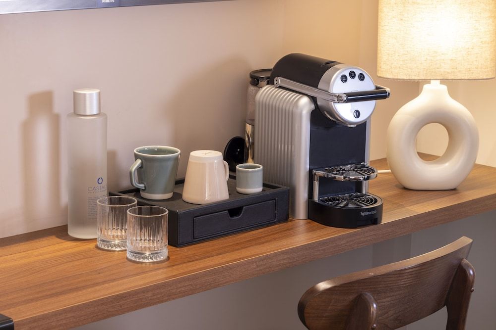 Hotel Chavanel Paris Classic Double Room 5