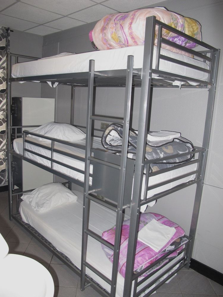 undefined Peace & Love - Hostel 8