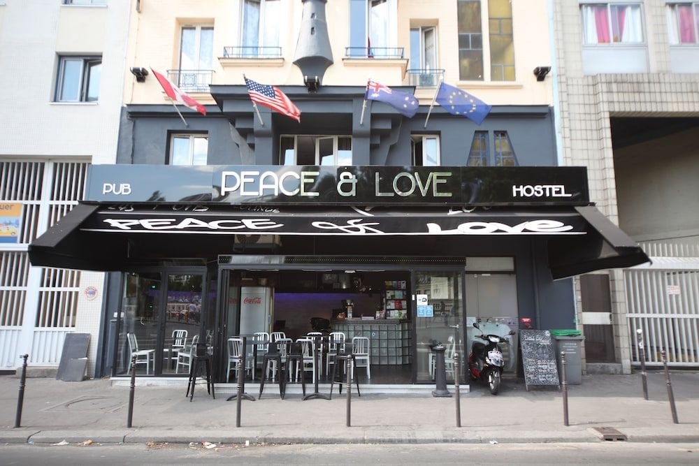 undefined Peace & Love - Hostel 2