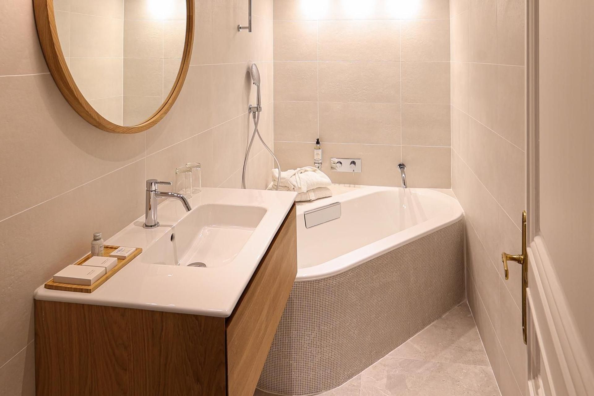 Chateau Suite