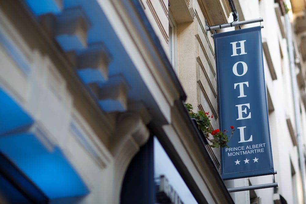 undefined Prince Albert Montmartre 8