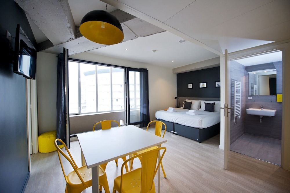 Staycity Aparthotels, Lyon Rue Garibaldi 1 Bedroom Apartment for 4 people 2