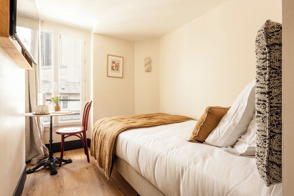 undefined Hôtel de la Gaîté 9