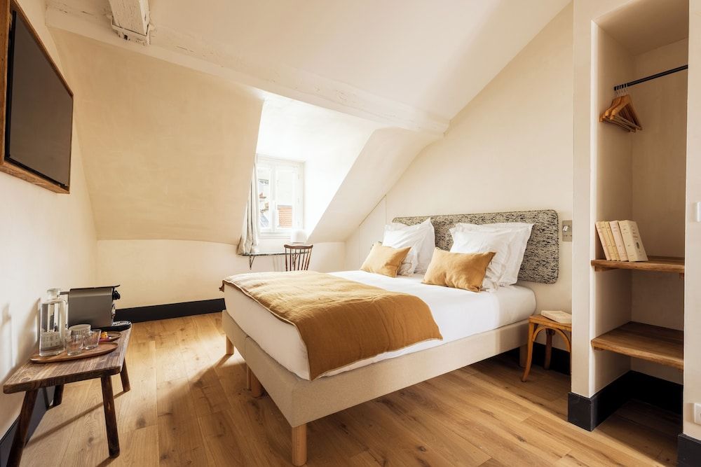 Hôtel de la Gaîté Junior Suite