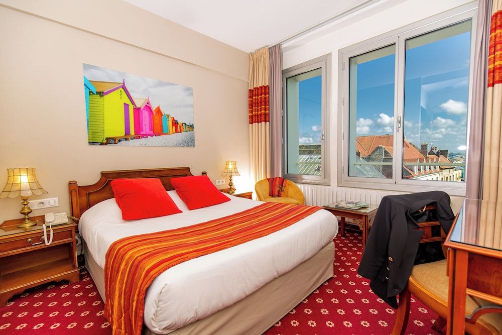 Hotel Aguado Double Room, City View 2