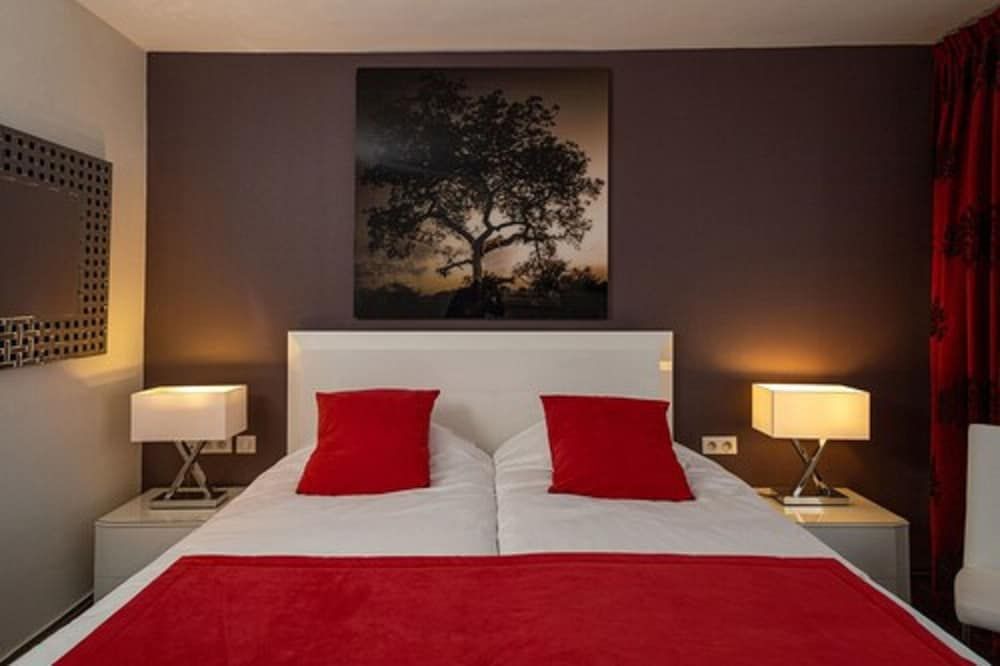 Hotel Aguado Twin Room, Sea View 7