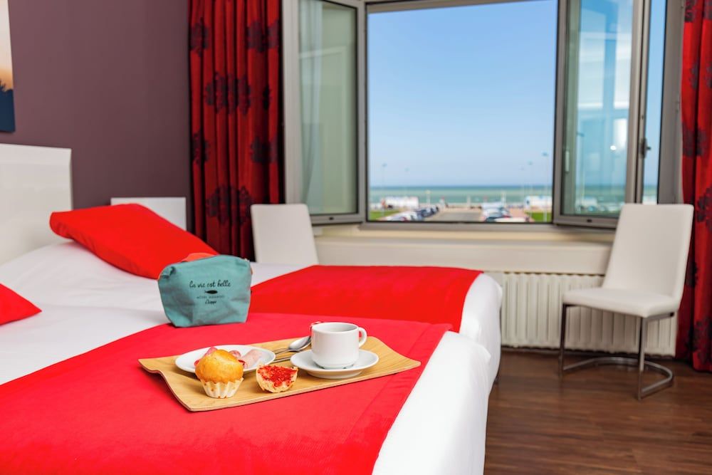 Hotel Aguado Twin Room, Sea View 3