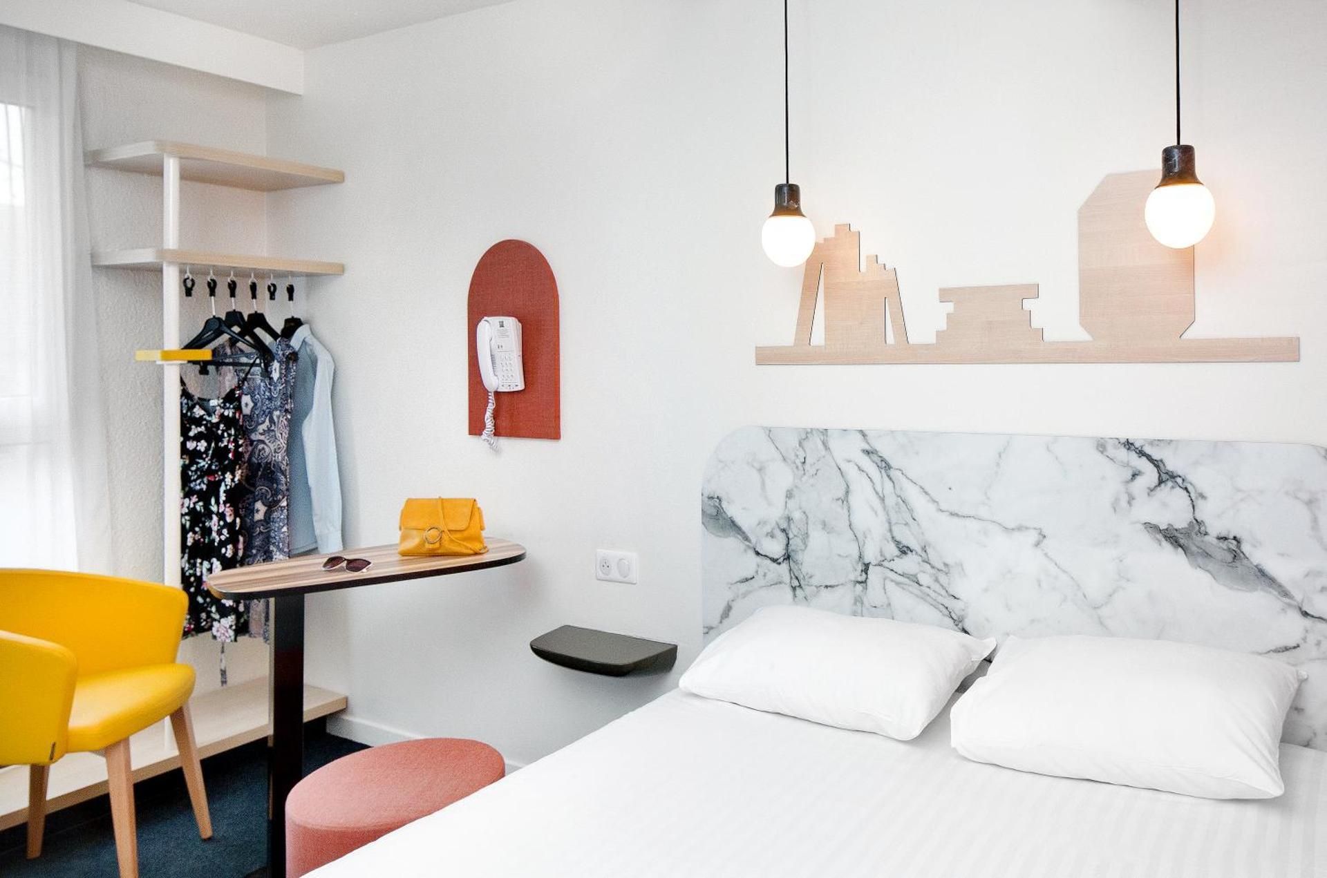 Standard Room with 1 double bed