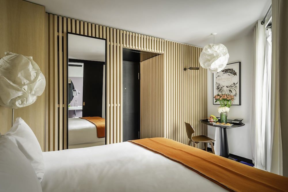 Hotel Du Ministere Deluxe Double Room 2