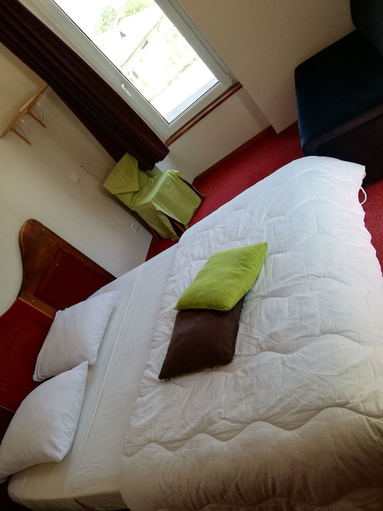 L'auberge D'eygliers Triple Room, Private Bathroom, Mountain View (hôtel 2 étoiles) 7