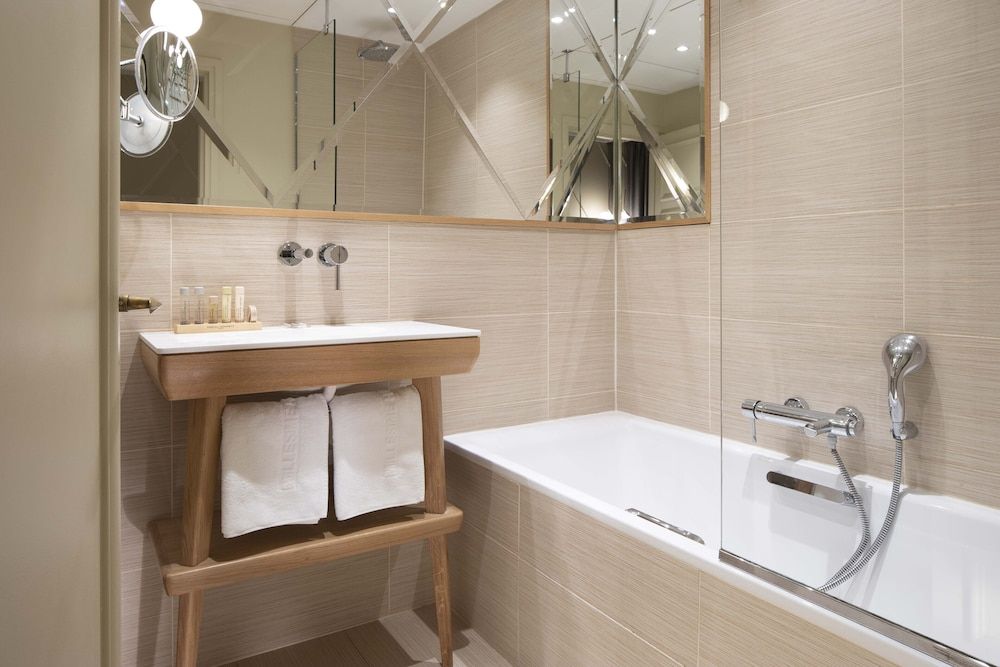 Millésime Hôtel Standard Double Room 7