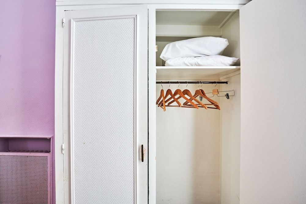 undefined Hotel Tiquetonne 9