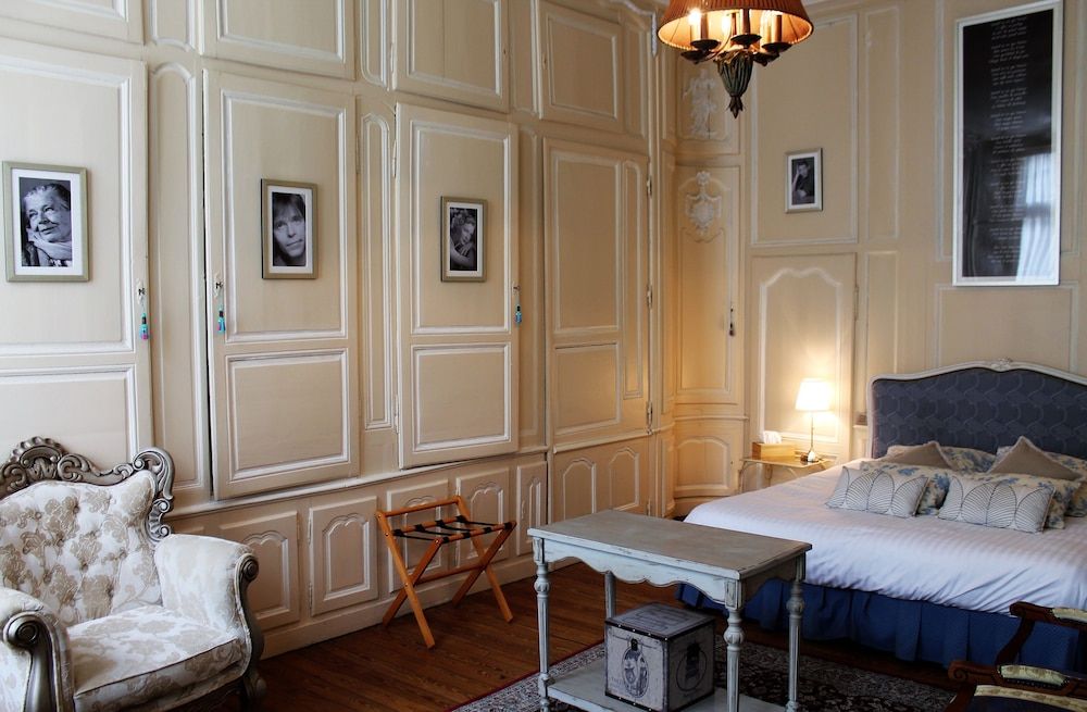 Classic Double or Twin Room, 1 King Bed, Accessible (Elegance)