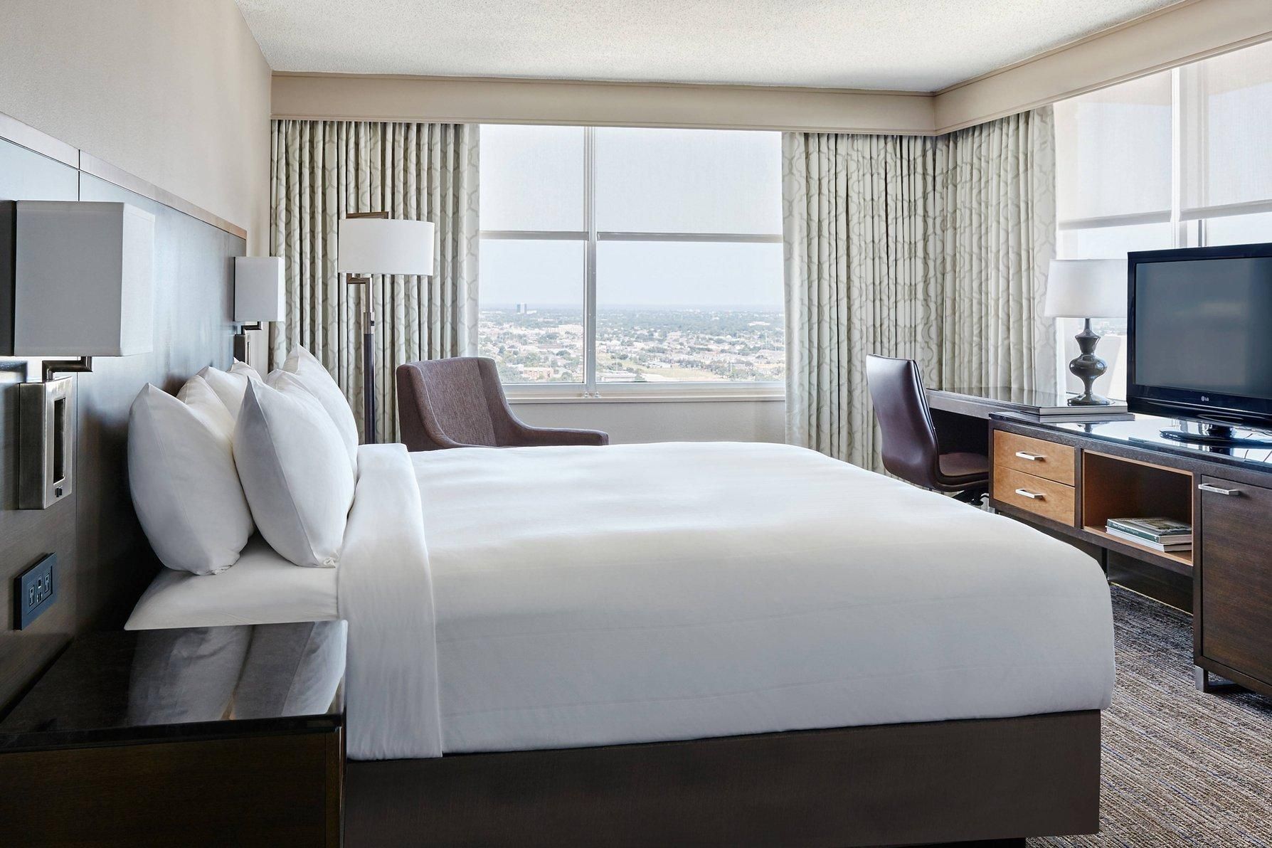 M Club lounge access, Guest room, 1 King