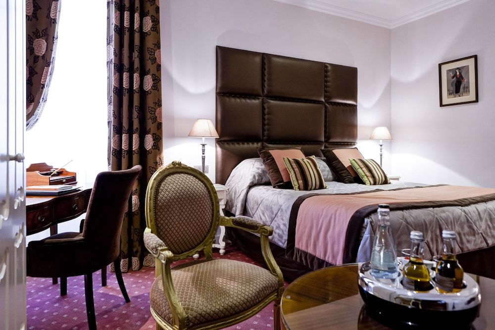 undefined Grand Hotel Des Terreaux 3