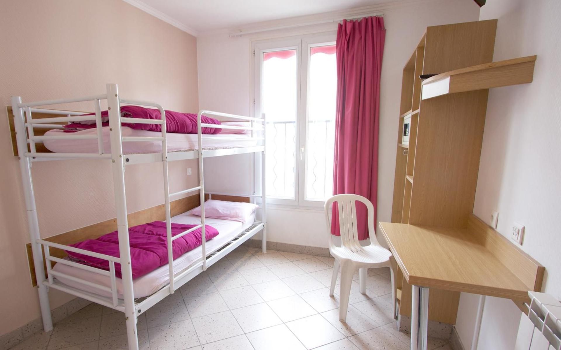 undefined Bastille Hostel 10