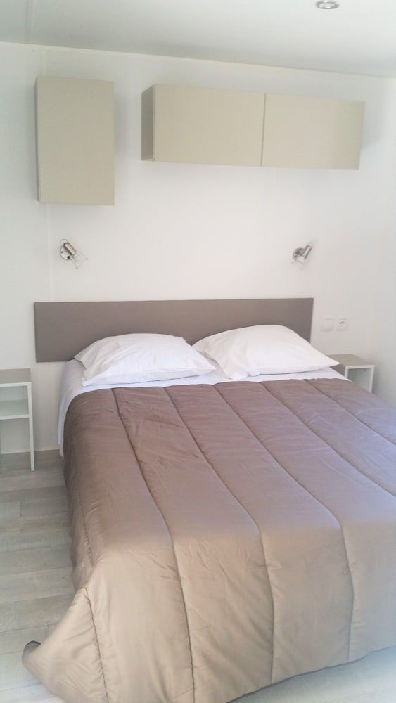 Mobile Home Davia (2 bebrooms)