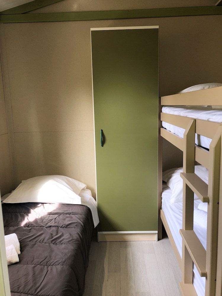 Chalet Marinella (2 bedrooms)