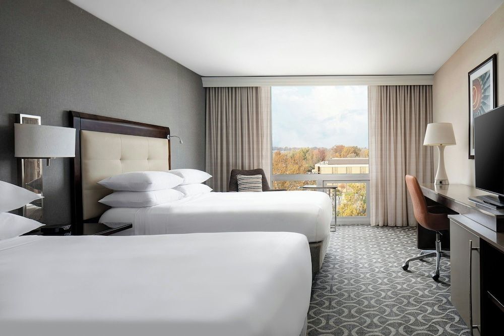 Standard Room, 2 Double Beds, Non Smoking (Hearing Accessible)