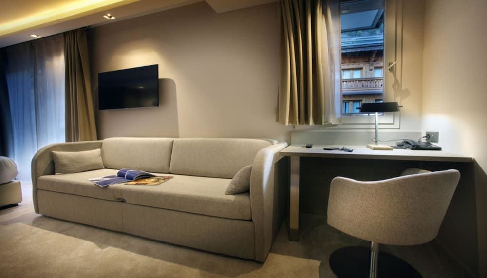 Hôtel Le Tremplin Triple Room (3 Adults) 6