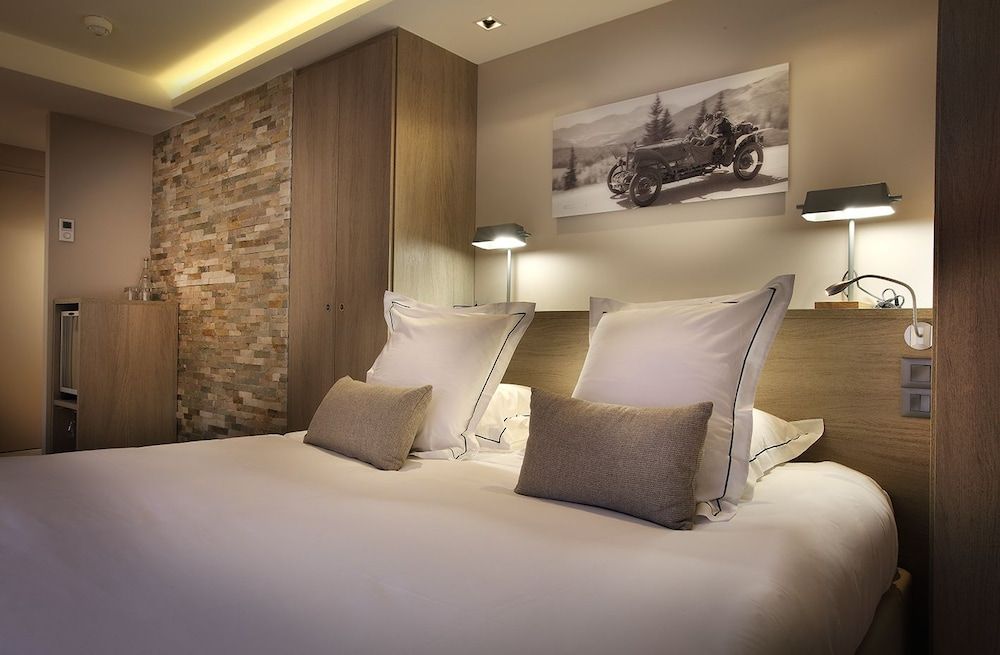 Hôtel Le Tremplin Double Room, Big Bed 3