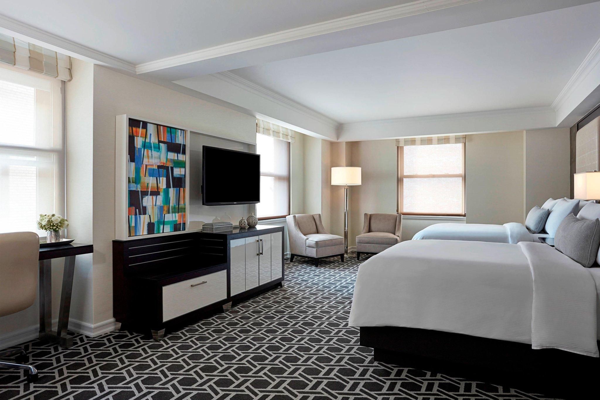 ESSEX CONNECTOR, CONNECTING GUEST ROOM, BEDROOM 1: 1 KING, BEDROOM 2: 2 DOUBLE